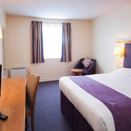 Premier Inn Newport Wales Εξωτερικό φωτογραφία