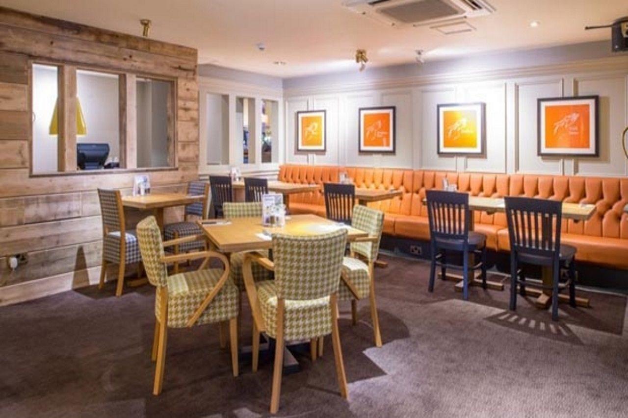 Premier Inn Newport Wales Εξωτερικό φωτογραφία